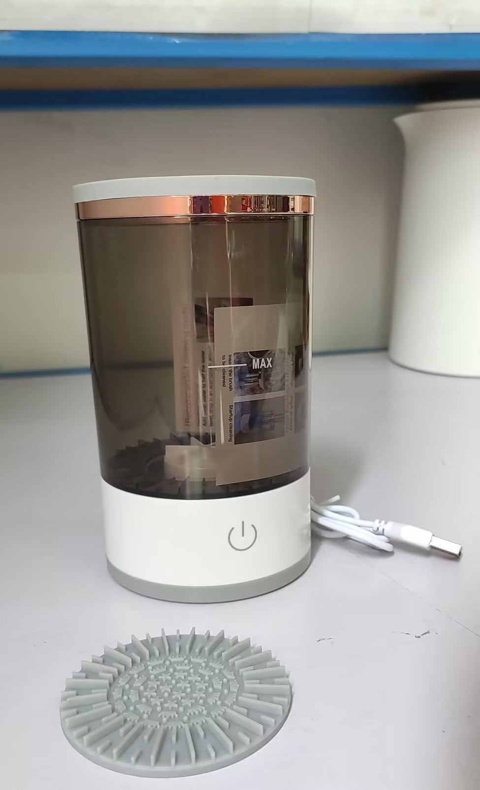 “Electric Makeup Brush Cleaner – Automatic Cosmetic Brush Washing & Drying Machine for Quick and Deep Cleaning”