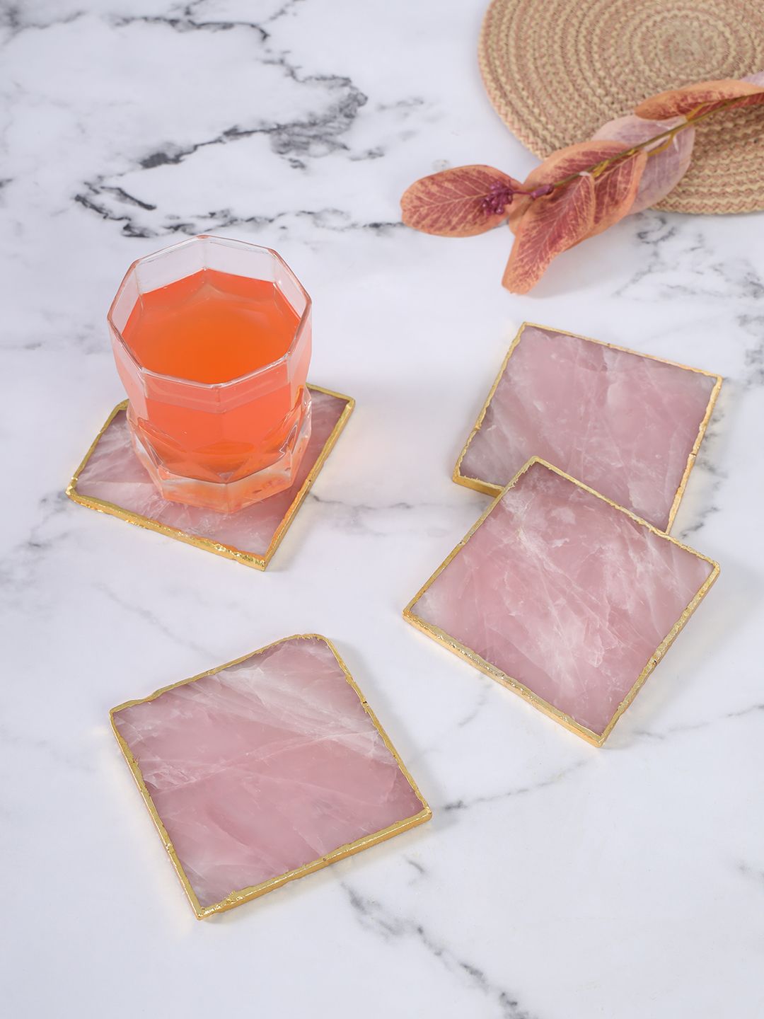 "White Agate Stone Coasters with Gold Electroplated Edges – Natural Crystal Coasters Set (3.5–4 Inch, 6–7mm Thick) for Coffee Table, Barware & Luxury Home Décor"