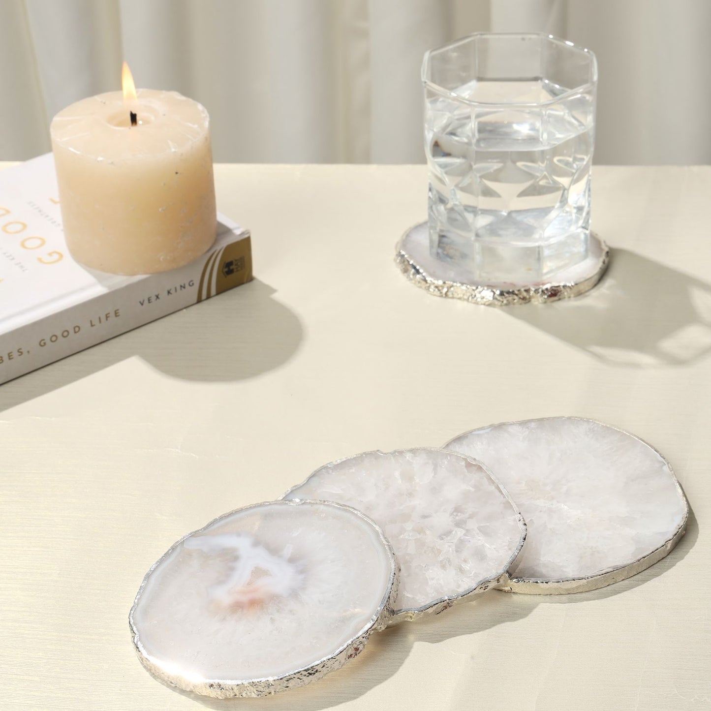 "White Agate Stone Coasters with Gold Electroplated Edges – Natural Crystal Coasters Set (3.5–4 Inch, 6–7mm Thick) for Coffee Table, Barware & Luxury Home Décor"